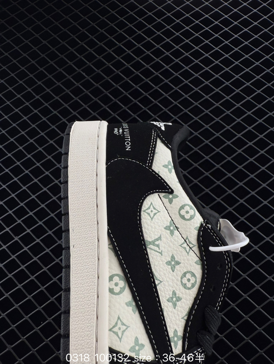 Travis Scott x Air Jordan 1 ” Reverse Mocha “